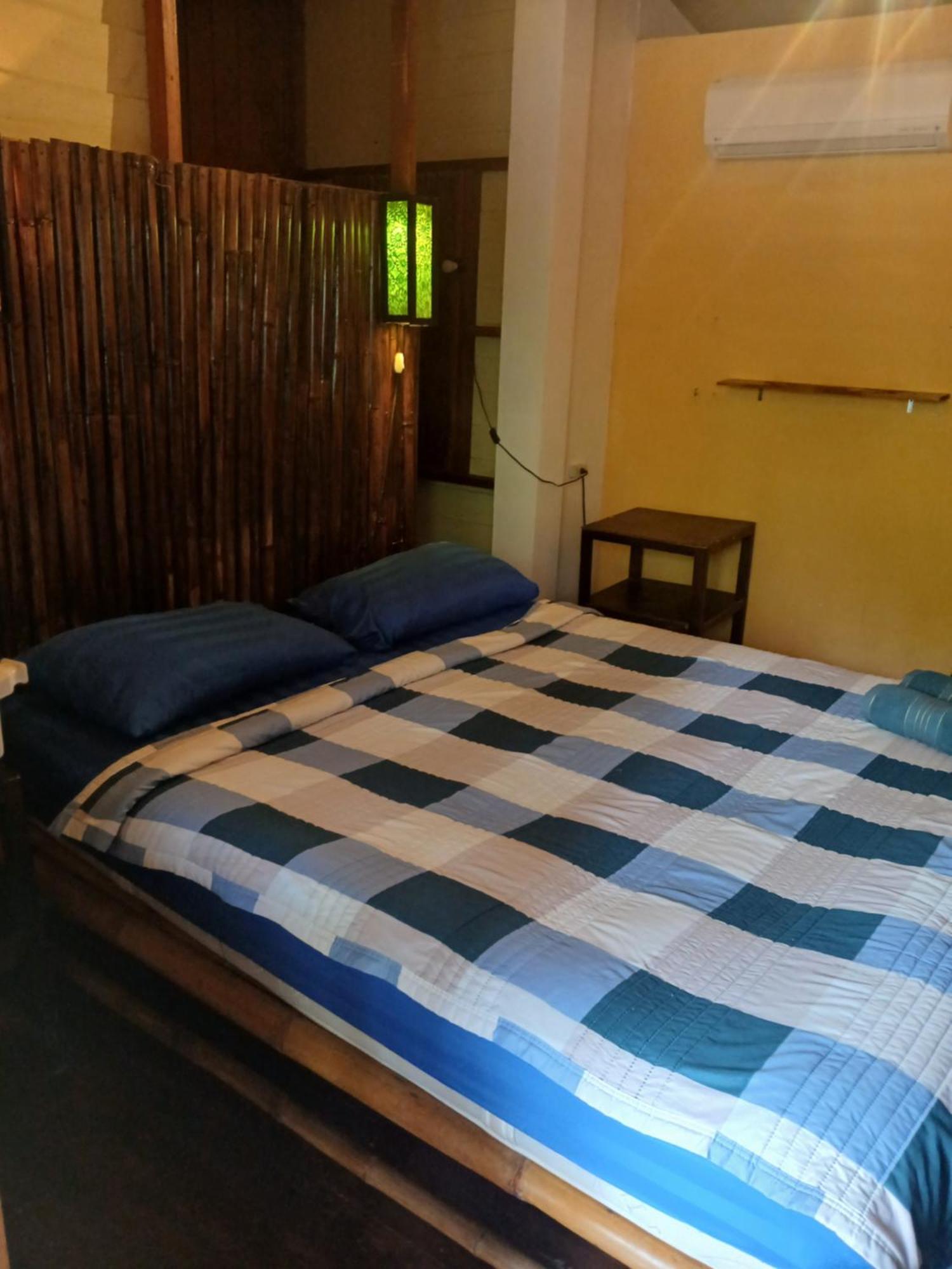 Happy Days Guest House Ko Kut Exterior photo